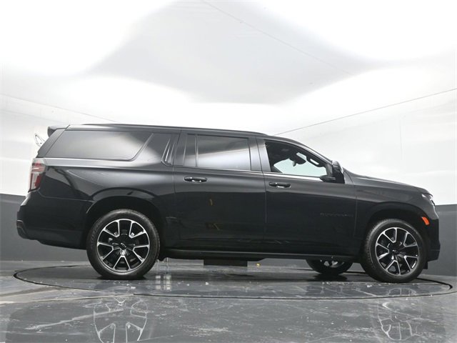 Used 2024 Chevrolet Suburban RST w/ Luxury Package image 56