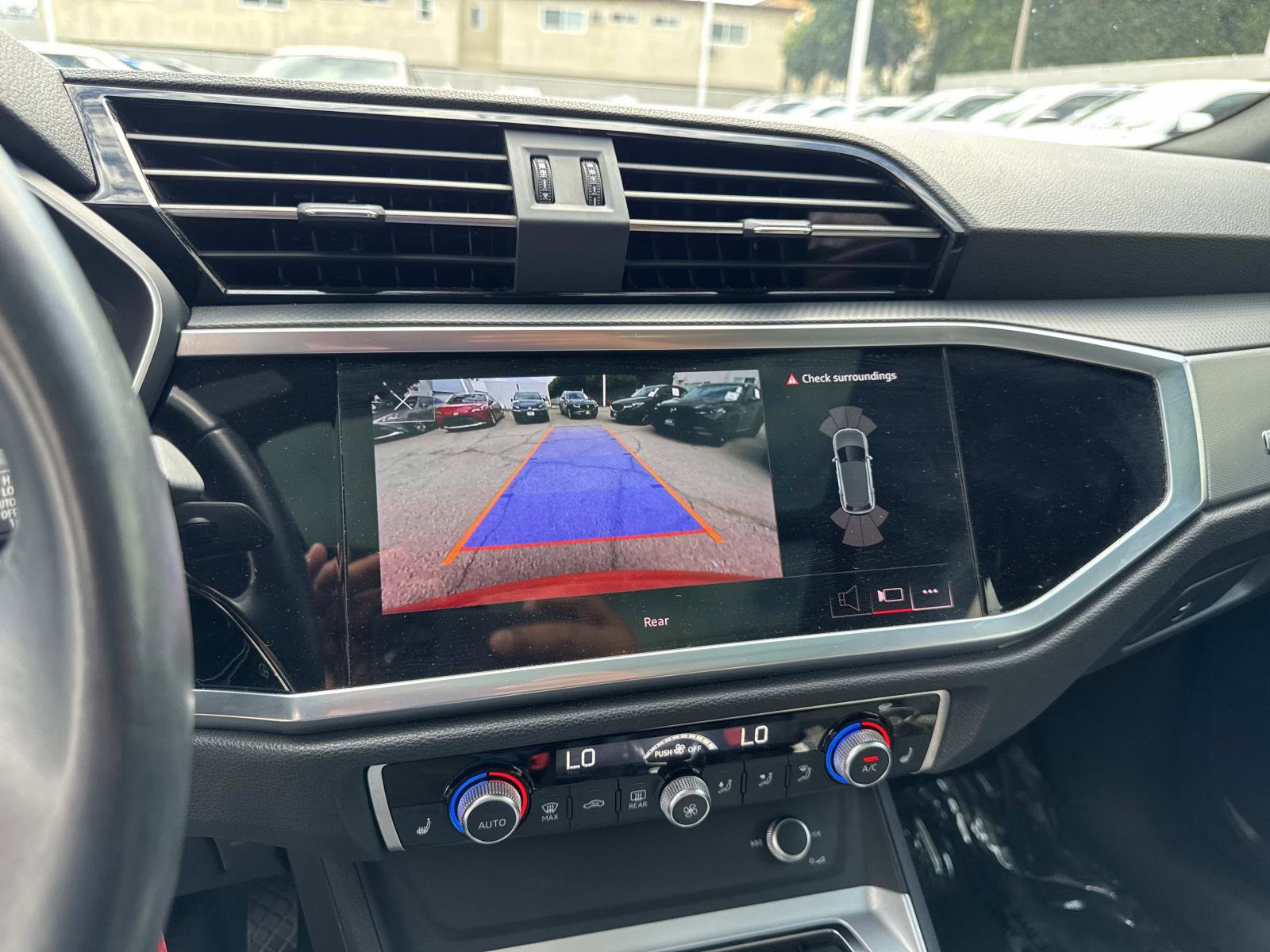 Used 2023 Audi Q3 2.0T Premium image 22