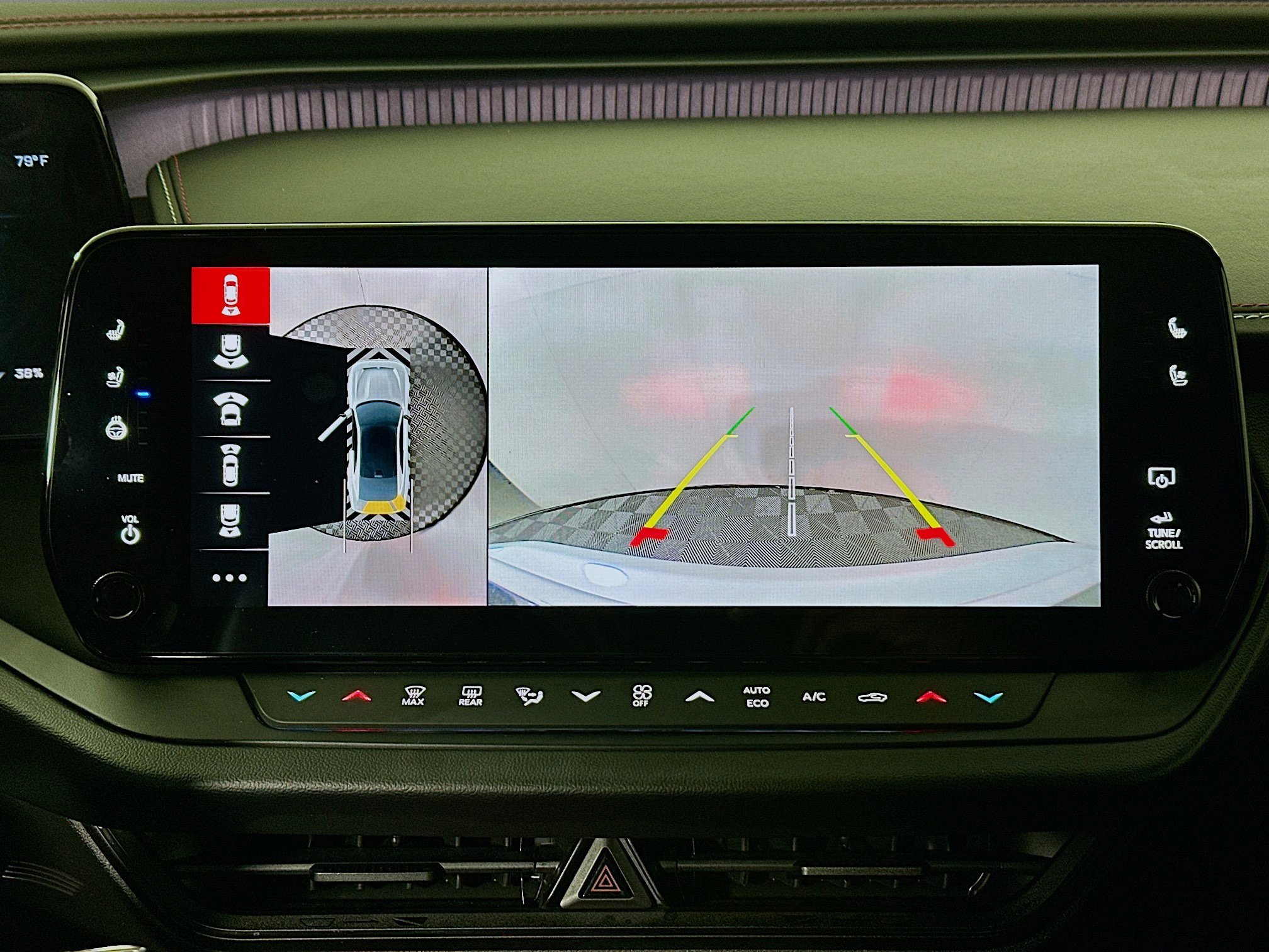 Used 2024 Dodge Charger R/T w/ Plus Group image 25