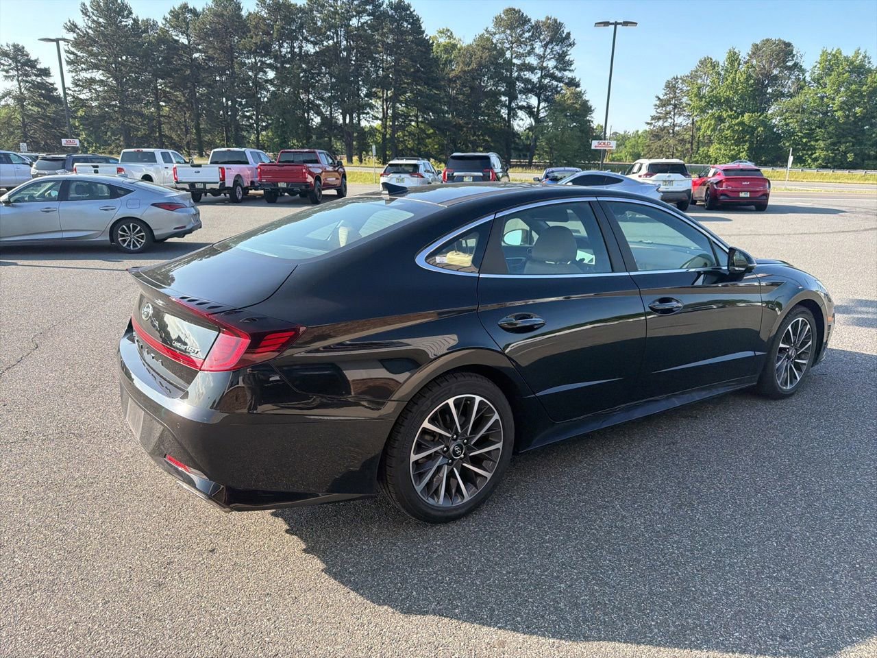 Used 2020 Hyundai Sonata Limited w/ Cargo Package FWD image 8