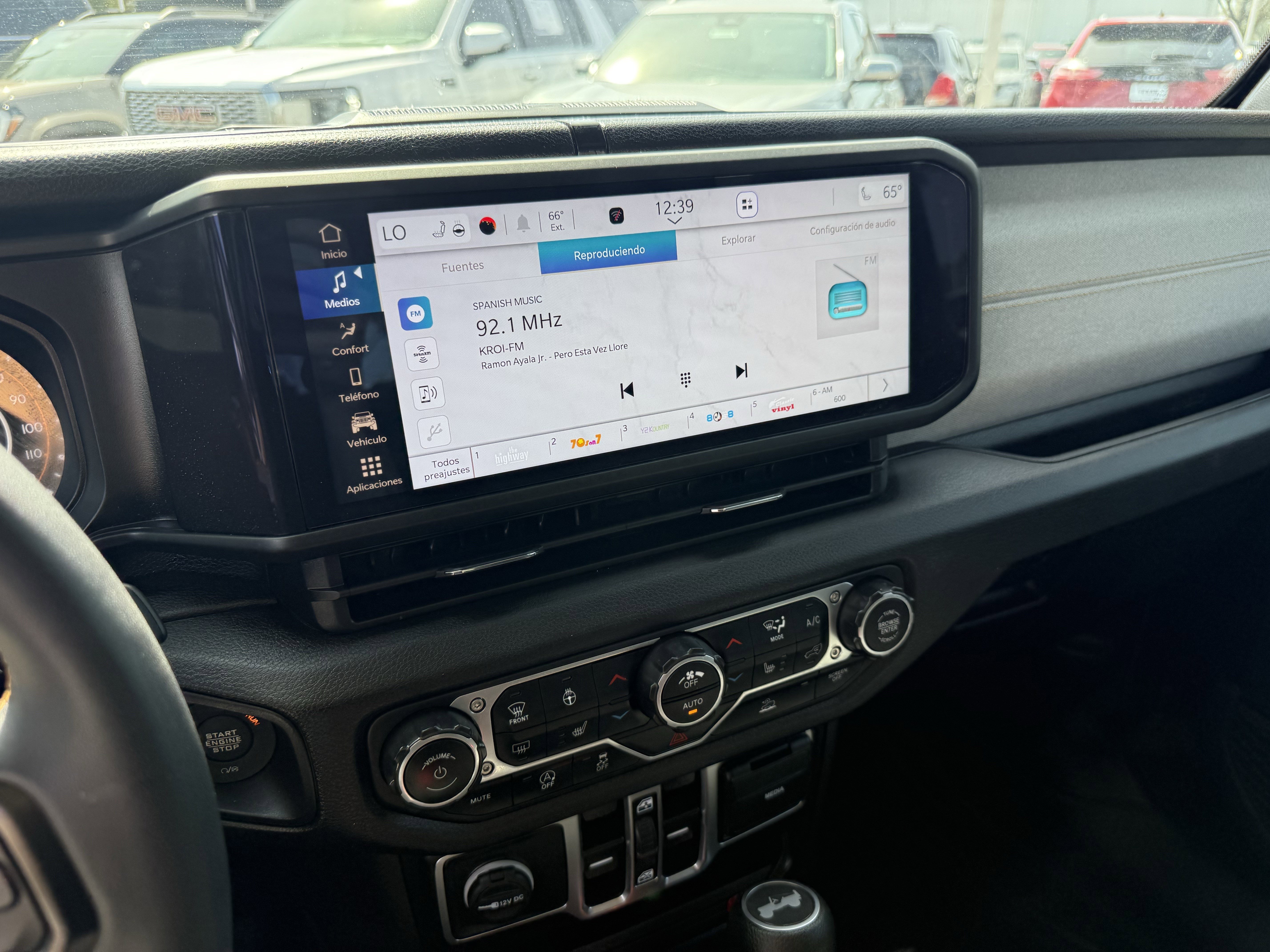 Used 2024 Jeep Wrangler Sport S image 19