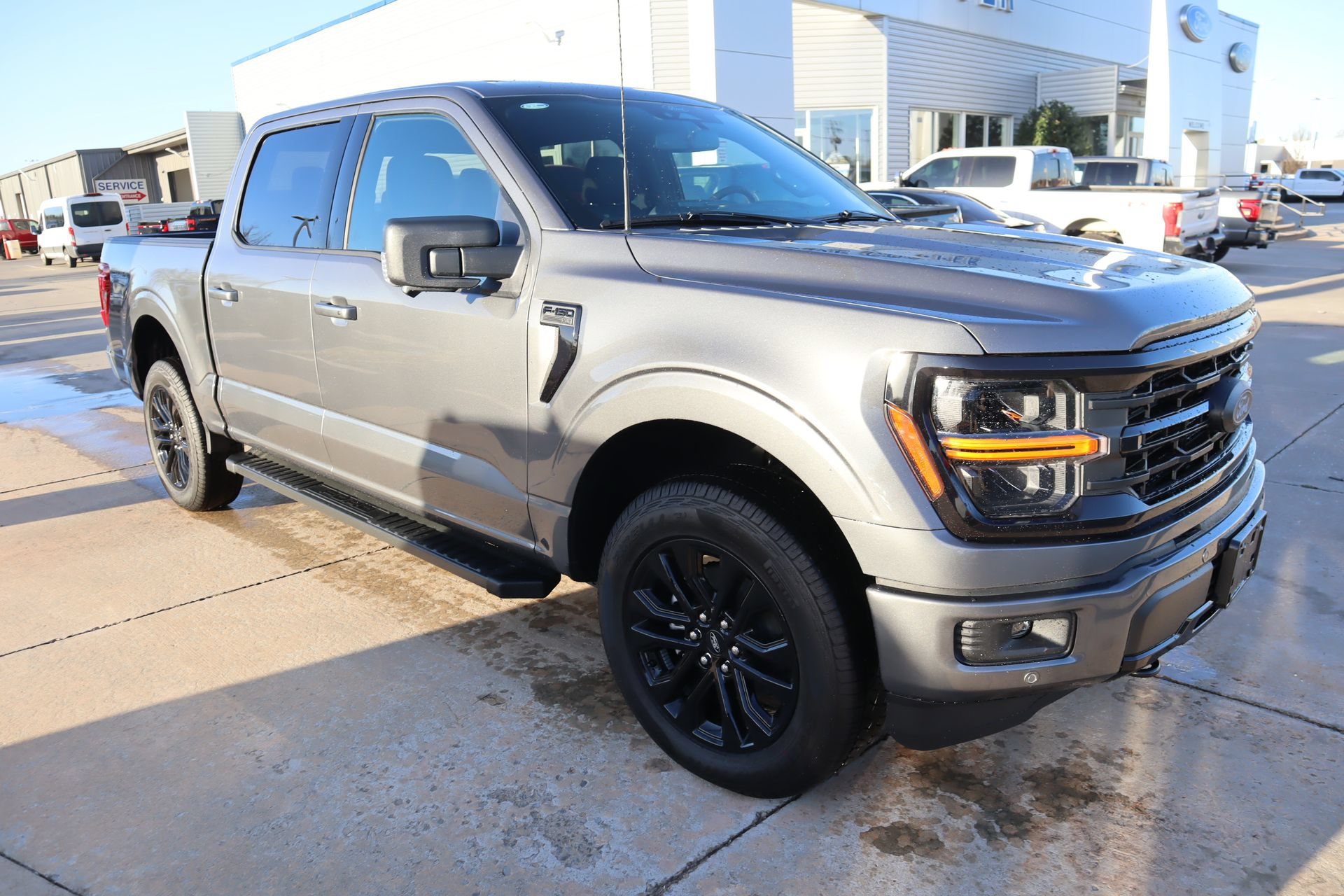 New 2026 Ford F150 XLT w/ Equipment Group 302A MID