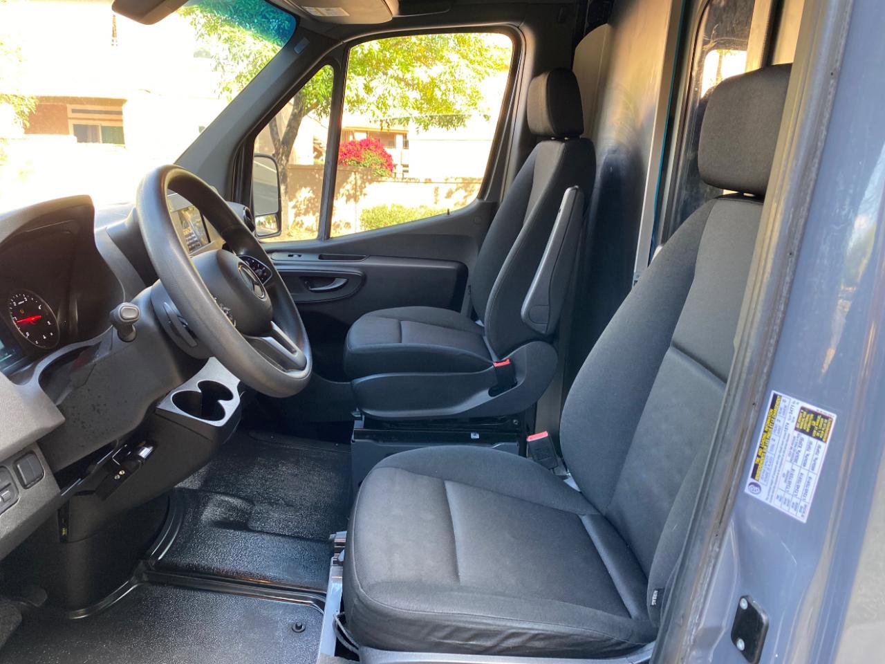 Used 2023 Mercedes-Benz Sprinter 2500 image 30