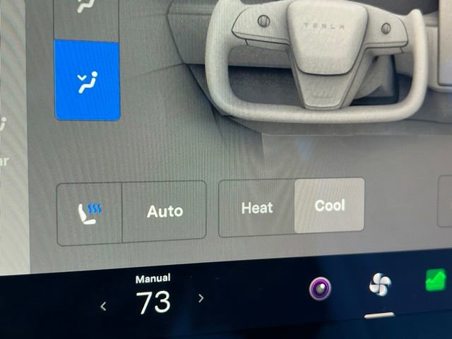 Used 2023 Tesla Model X Plaid image 18