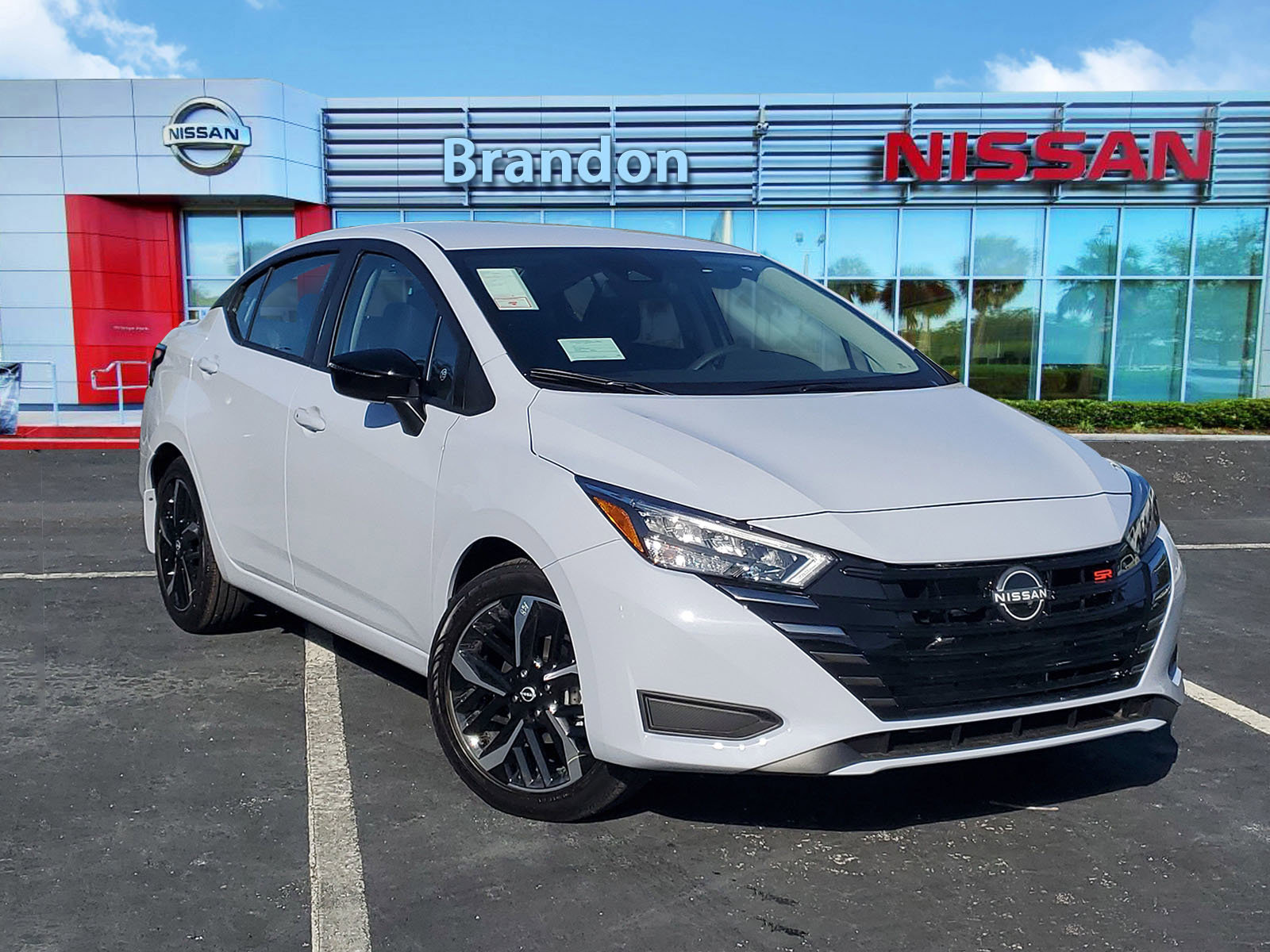 New 2025 Nissan Versa SR
