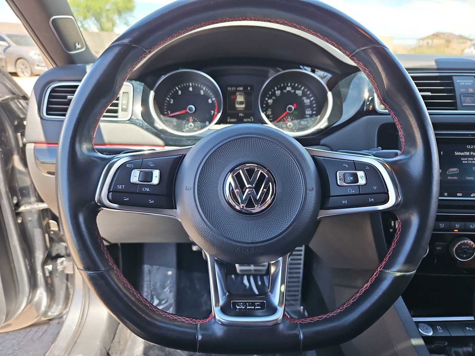 Used 2017 Volkswagen Jetta GLI FWD image 23