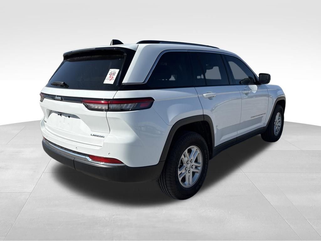 Certified 2023 Jeep Grand Cherokee Laredo image 6