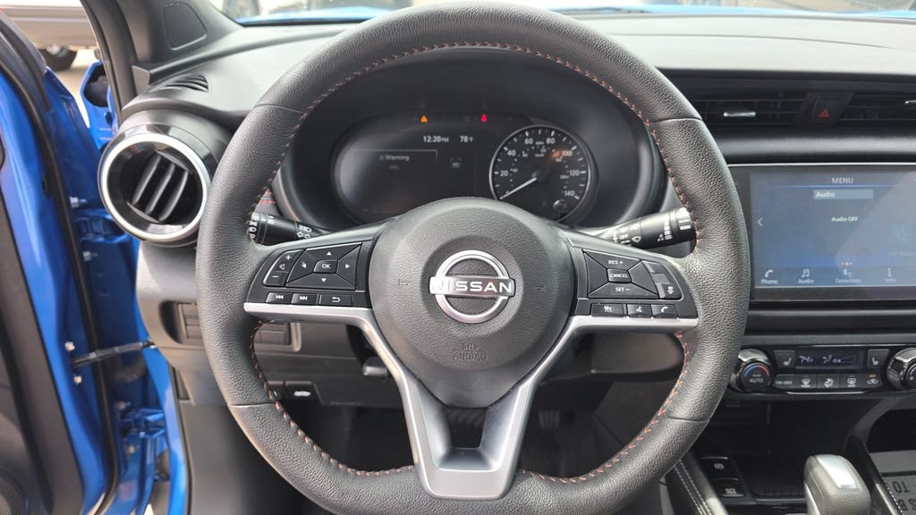 Used 2023 Nissan Kicks SR w/ SR Premium Package FWD image 14