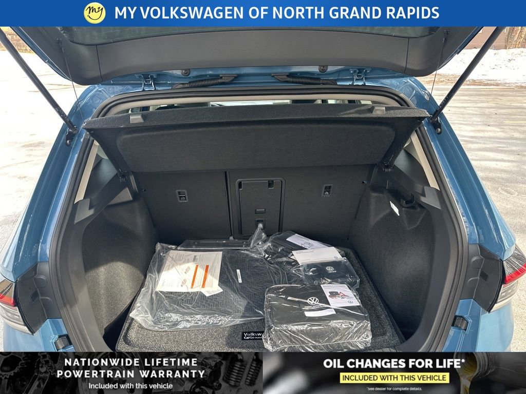 New 2026 Volkswagen Taos SEL image 27