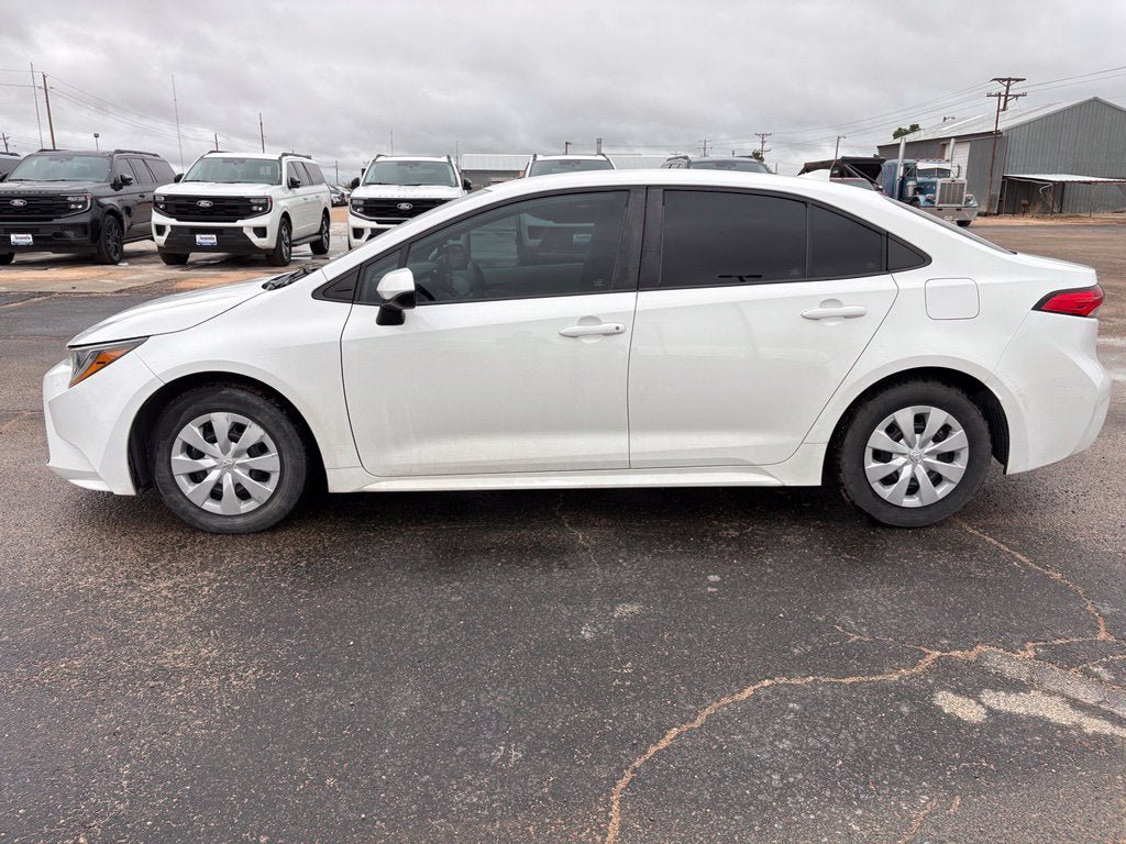 Used 2024 Toyota Corolla LE FWD image 7
