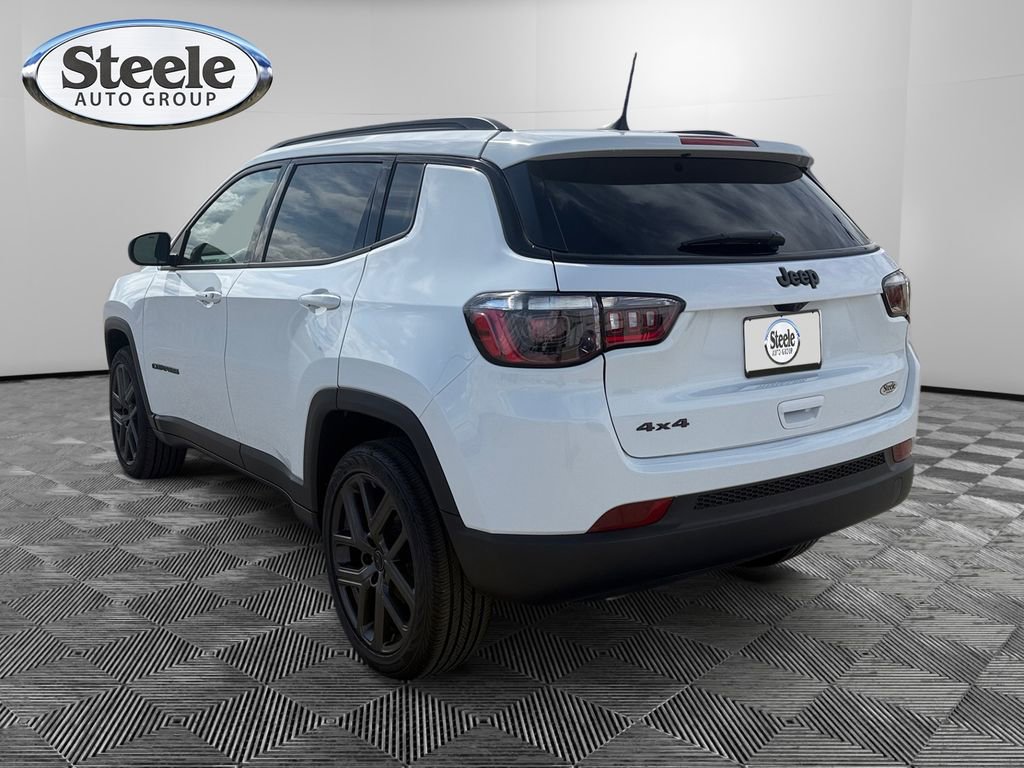 New 2026 Jeep Compass Latitude image 3