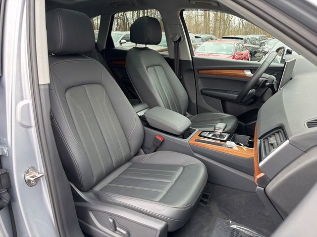 Used 2023 Audi Q5 2.0T Premium AWD/4WD image 9