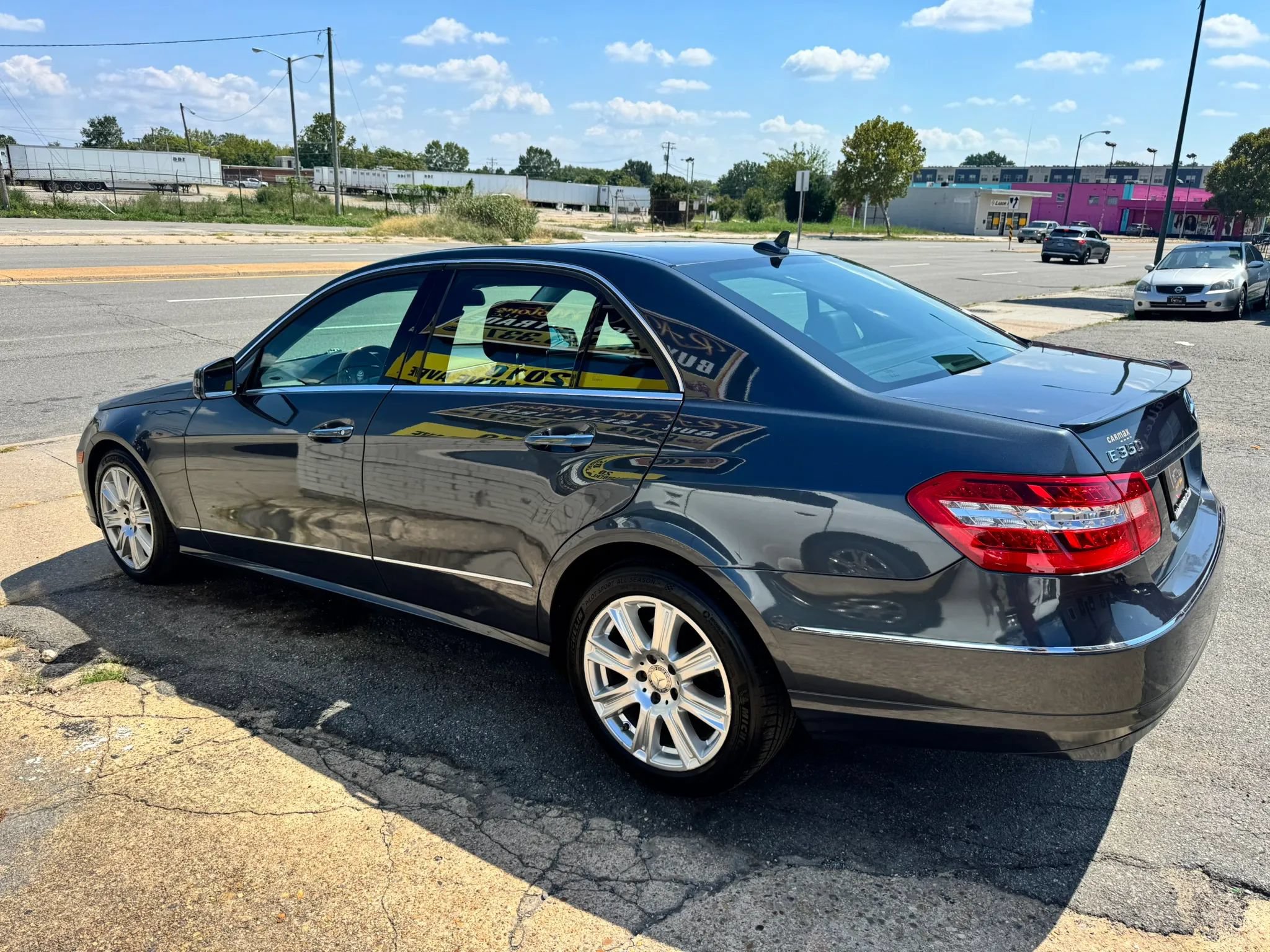 Used 2013 Mercedes-Benz E 350 4MATIC Sedan image 5