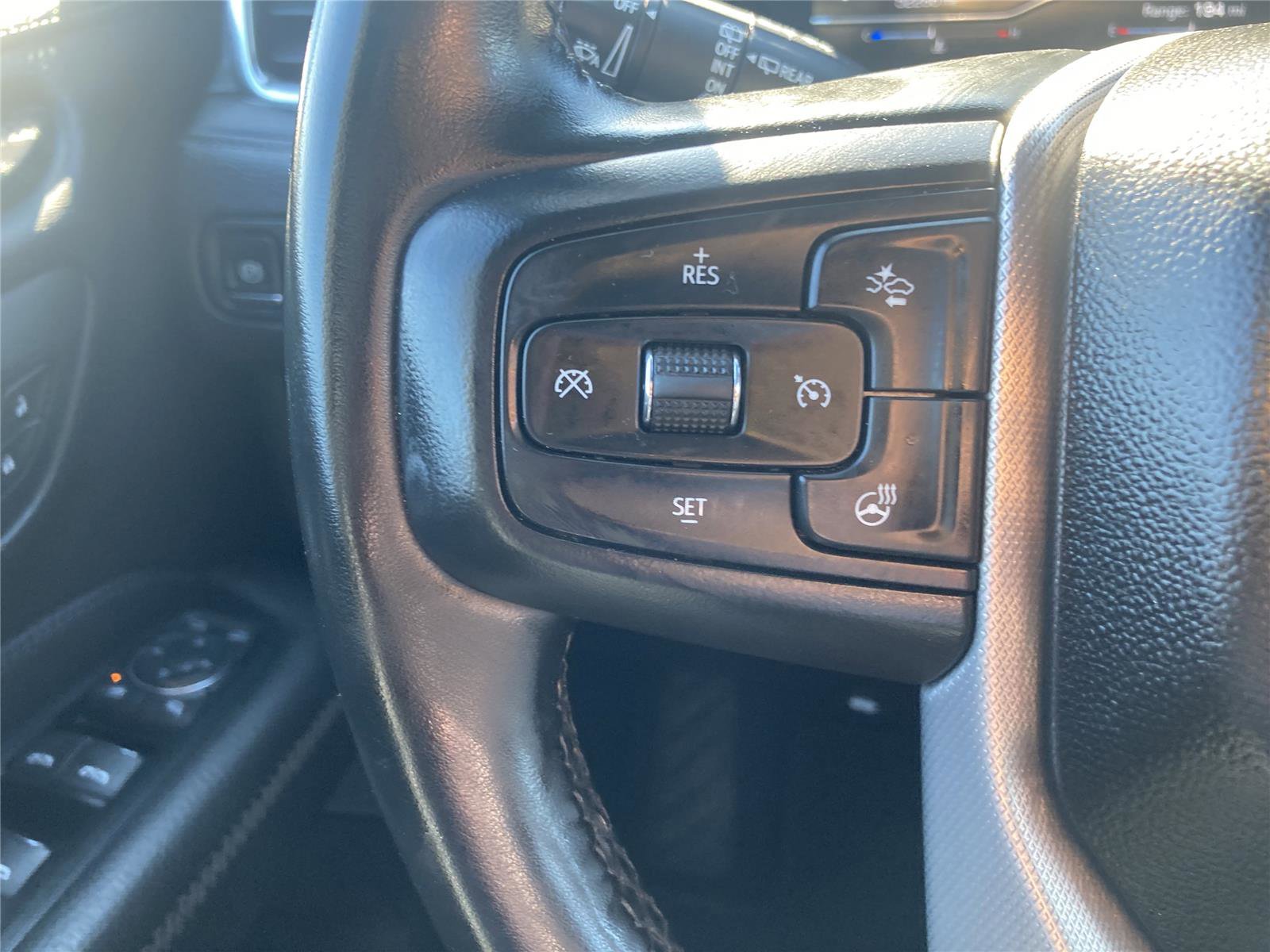 Used 2023 GMC Yukon Denali image 18