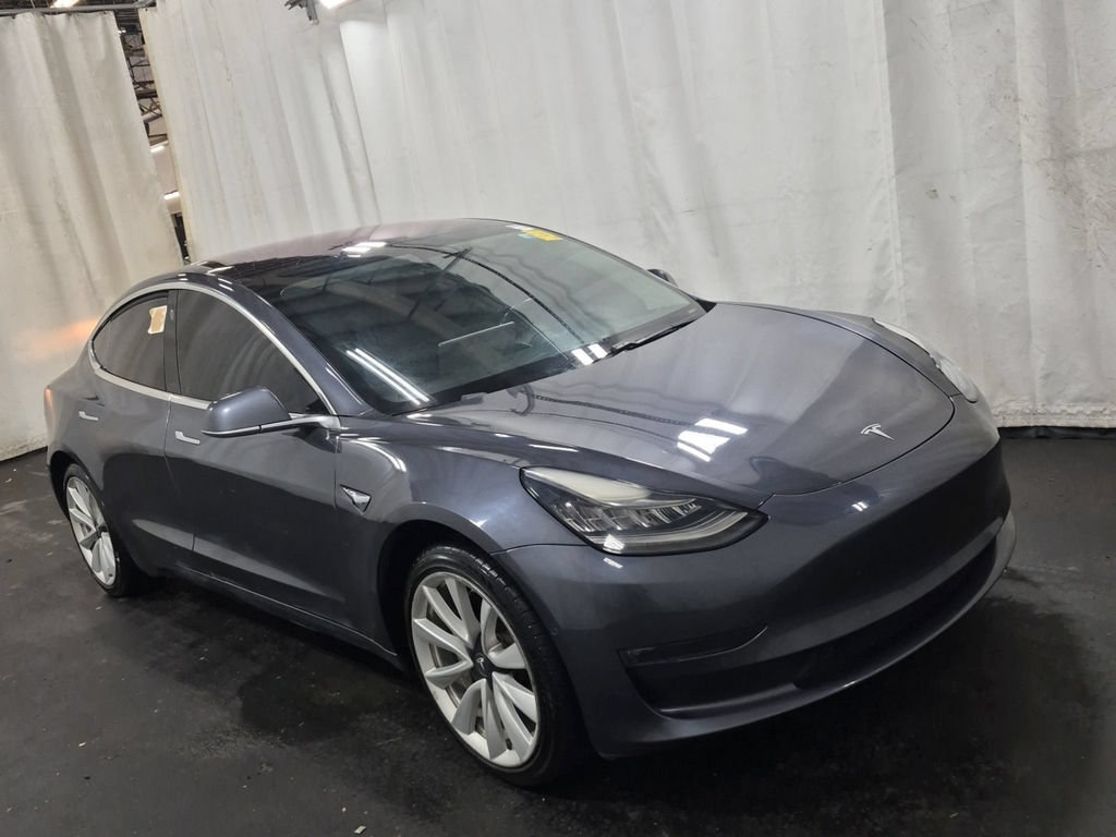 Used 2018 Tesla Model 3 Long Range RWD image 3