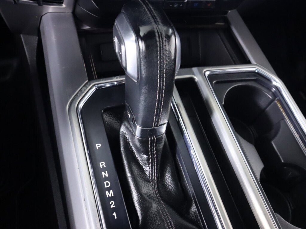 Used 2016 Ford F150 Platinum w/ Technology Package AWD/4WD image 33