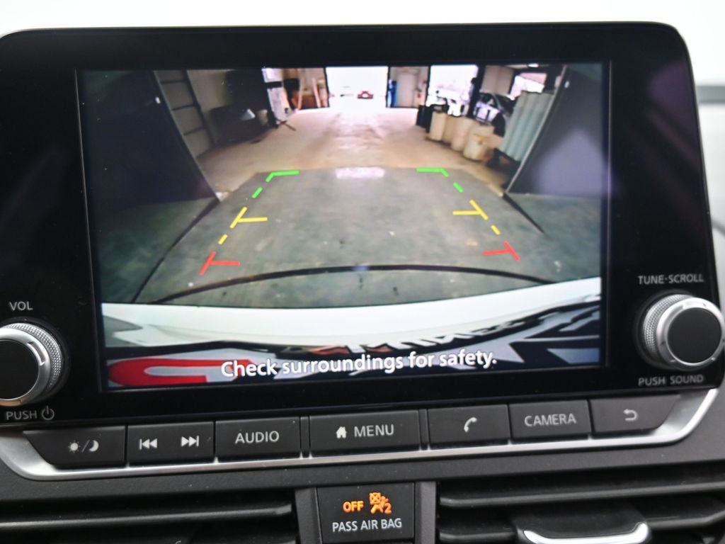 Used 2024 Nissan Altima 2.5 SV image 12