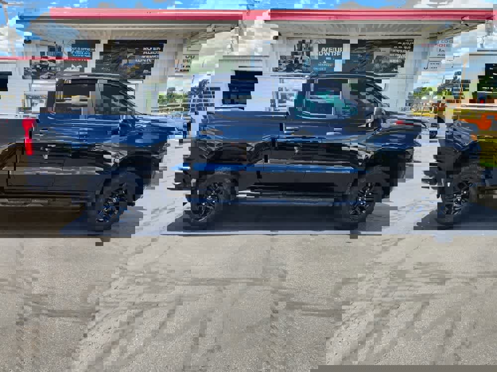 Used 2021 Chevrolet Silverado 1500 Custom Trail Boss image 2