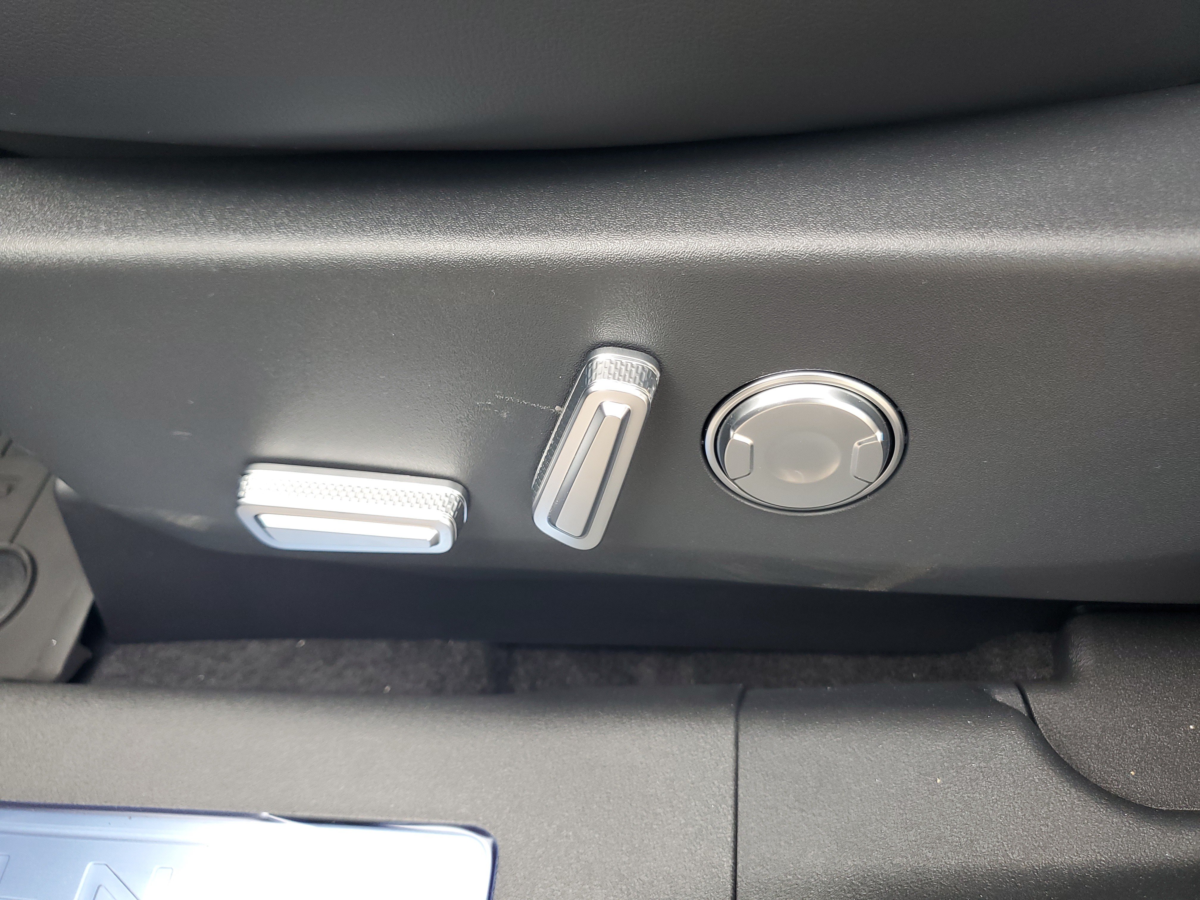 New 2026 Lincoln Nautilus Reserve AWD/4WD image 12
