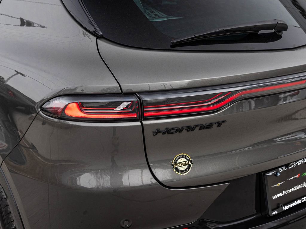 Used 2024 Dodge Hornet R/T Plus w/ R/T Blacktop Package image 39