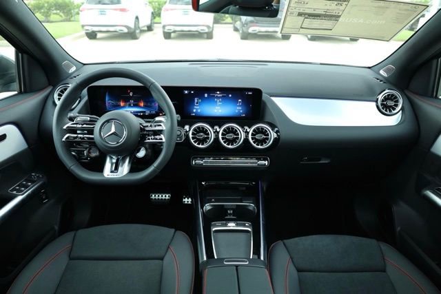 New 2026 Mercedes-Benz GLA 35 AMG 4MATIC image 15