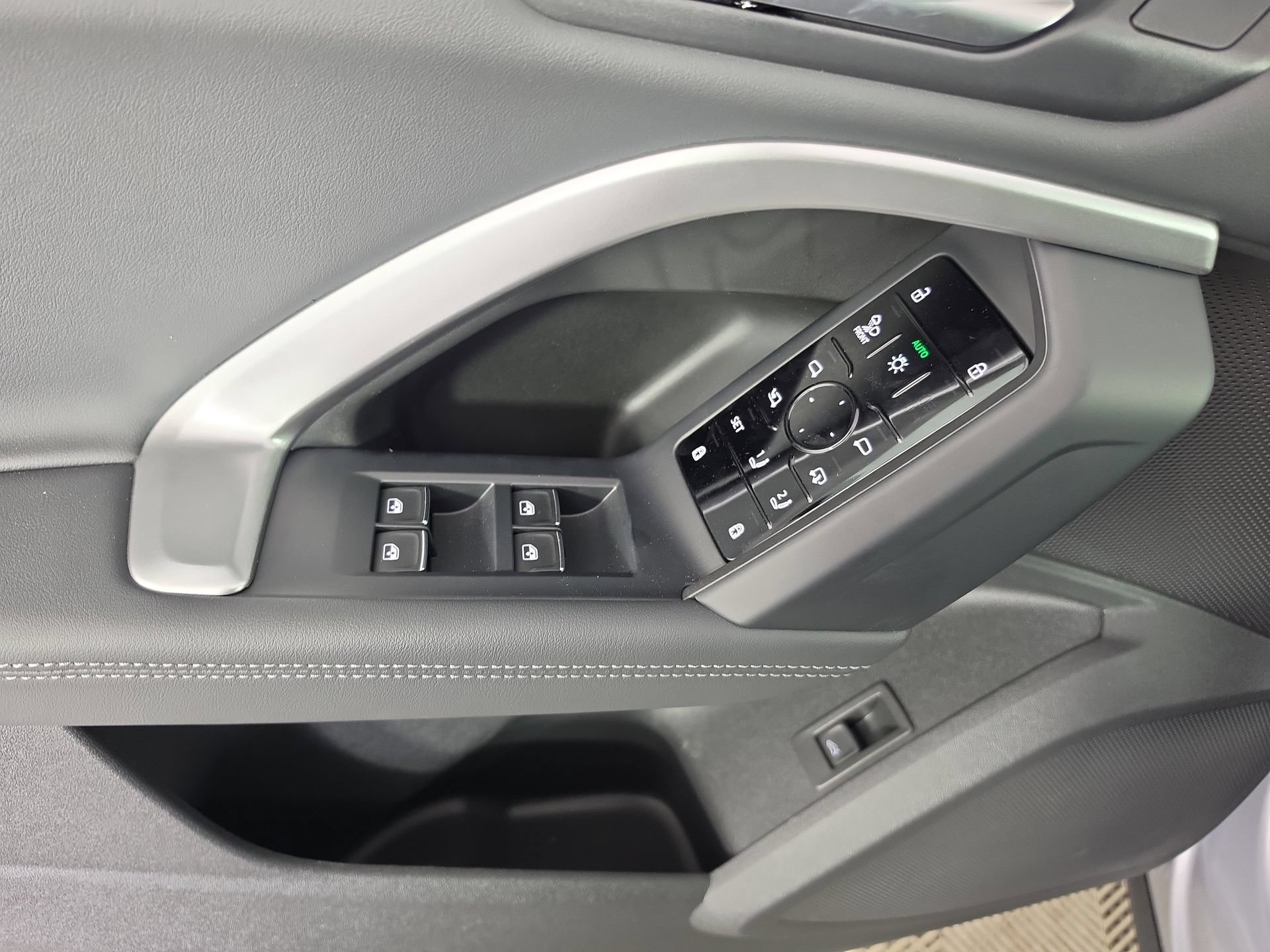 New 2026 Audi Q5 Premium Plus AWD/4WD image 16