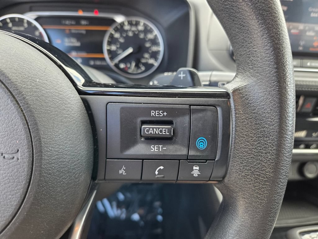 Used 2022 Nissan Rogue SV FWD image 30