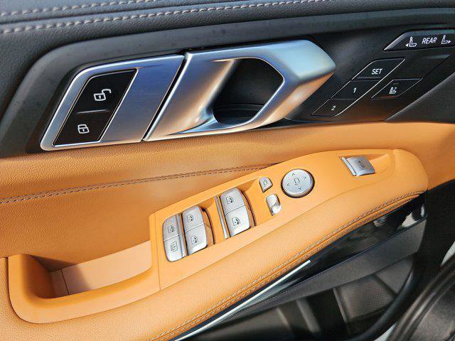 Certified 2024 BMW X7 xDrive40i w/ M Sport Package image 30