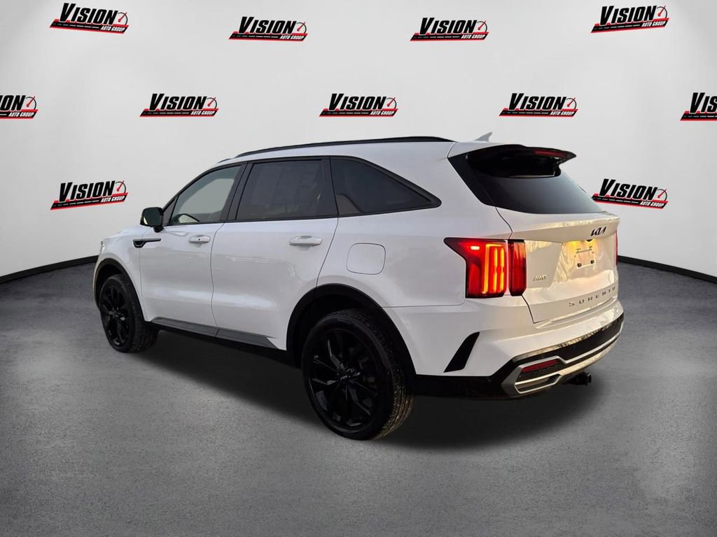 Certified 2022 Kia Sorento SX image 7