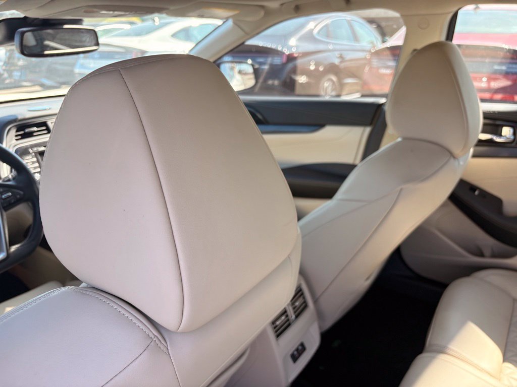 Used 2019 Nissan Maxima Platinum w/ Sport Mat Group FWD image 26