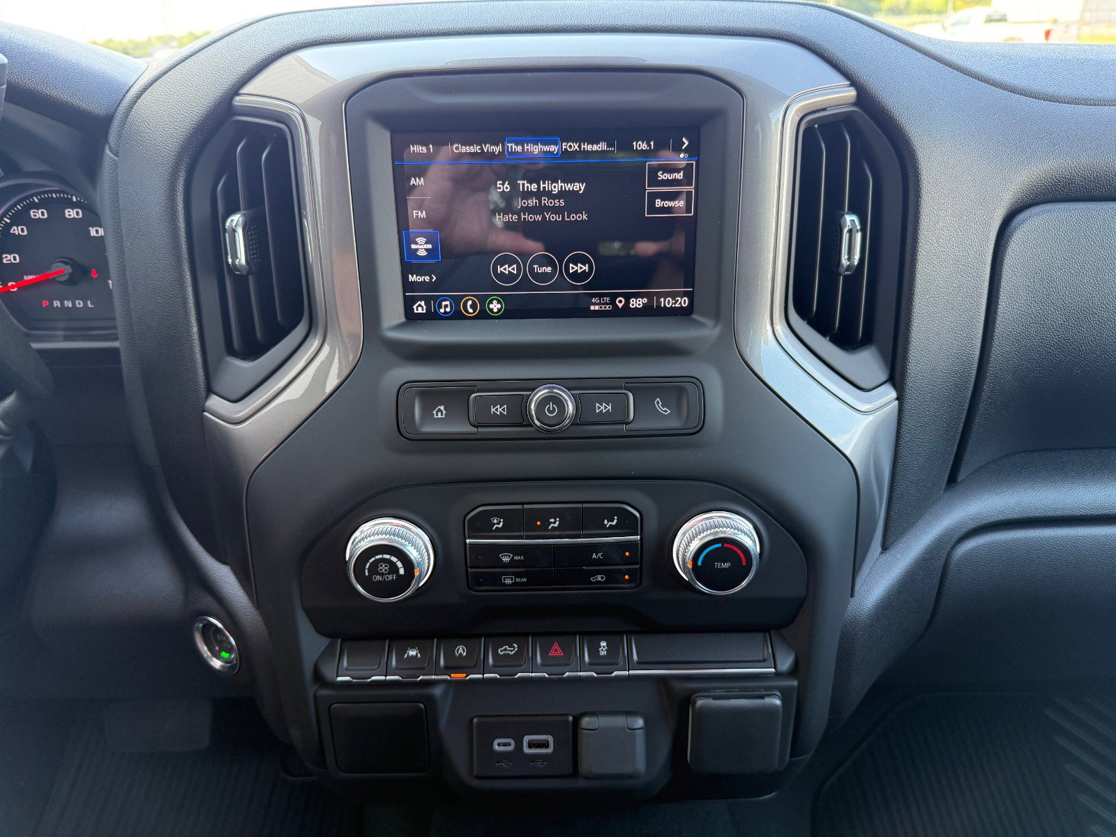 New 2026 GMC Sierra 1500 Pro w/ Graphite Edition image 18