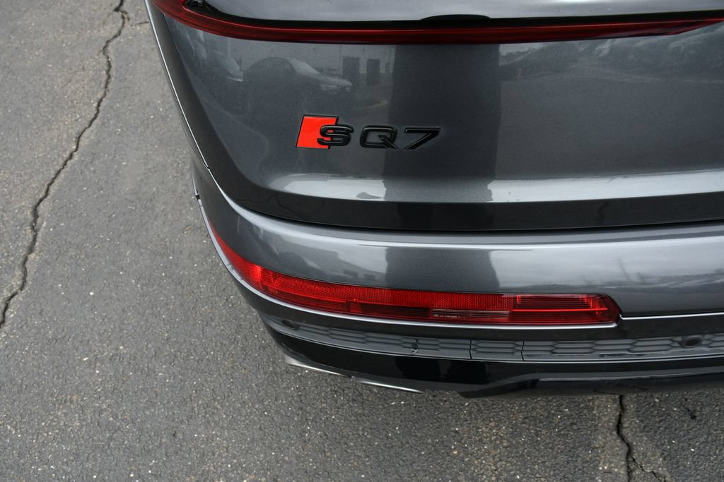 Used 2023 Audi SQ7 Prestige w/ Prestige Package AWD/4WD image 11