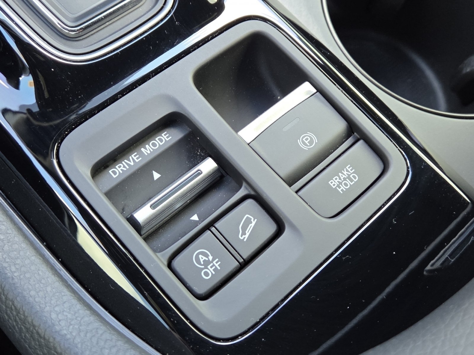 Used 2025 Honda Pilot TrailSport image 34