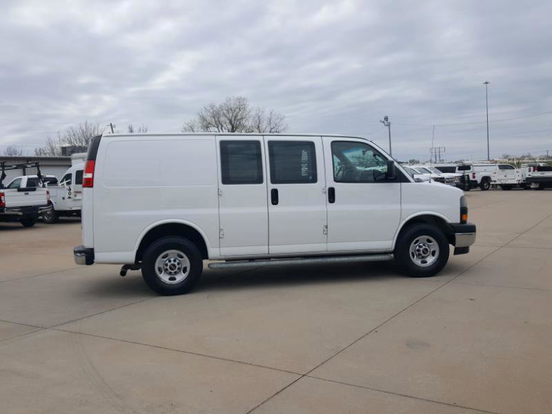 Used 2020 GMC Savana 2500 w/ Driver Convenience Package RWD image 6