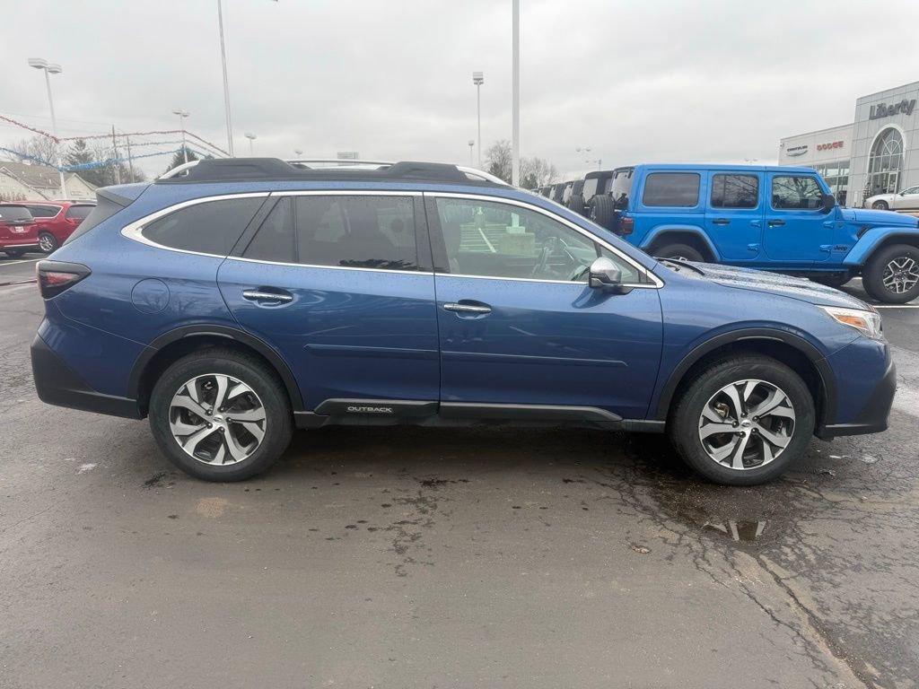 Used 2022 Subaru Outback Touring image 3