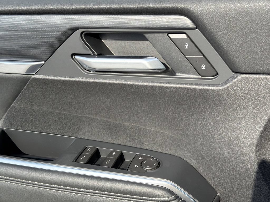 New 2026 GMC Acadia Elevation w/ Black Edition FWD image 14