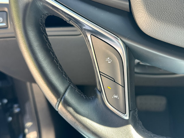 Used 2023 Cadillac XT5 Luxury AWD/4WD image 31