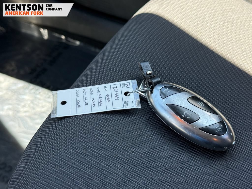 Used 2025 Hyundai Kona SEL AWD/4WD image 33