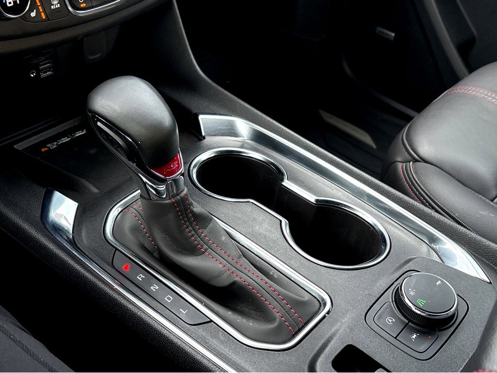 Used 2023 Chevrolet Traverse RS image 13