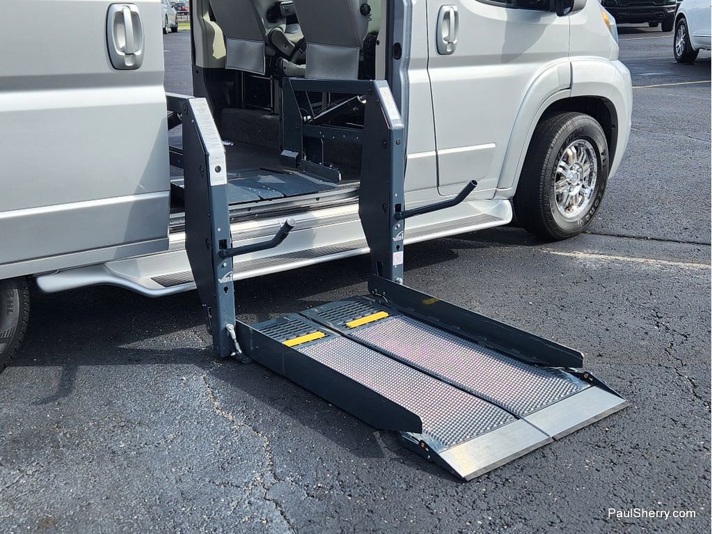 Used 2018 RAM ProMaster 1500 w/ Mopar Trailer Tow Group FWD image 32