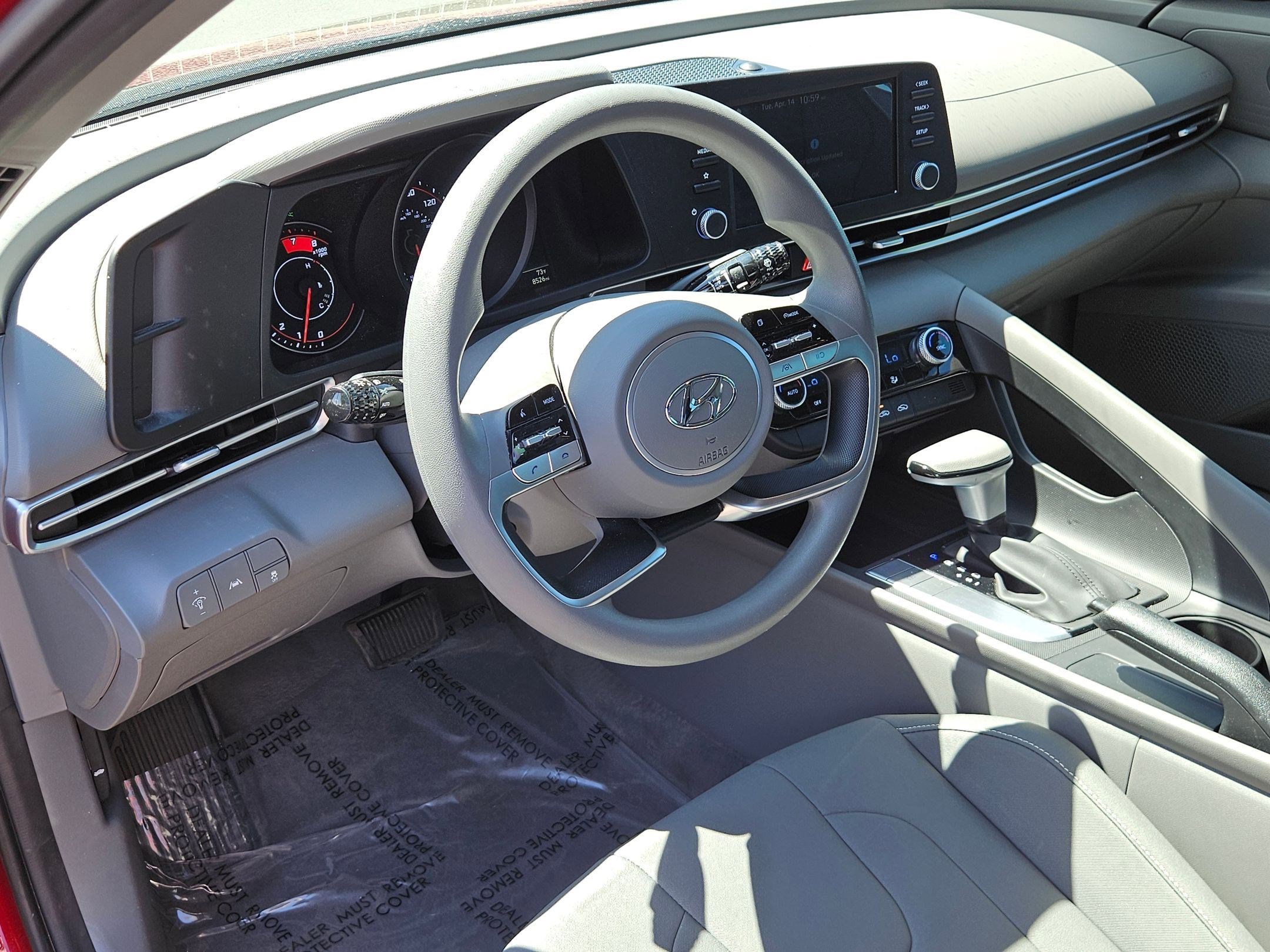 Used 2023 Hyundai Elantra SEL image 13