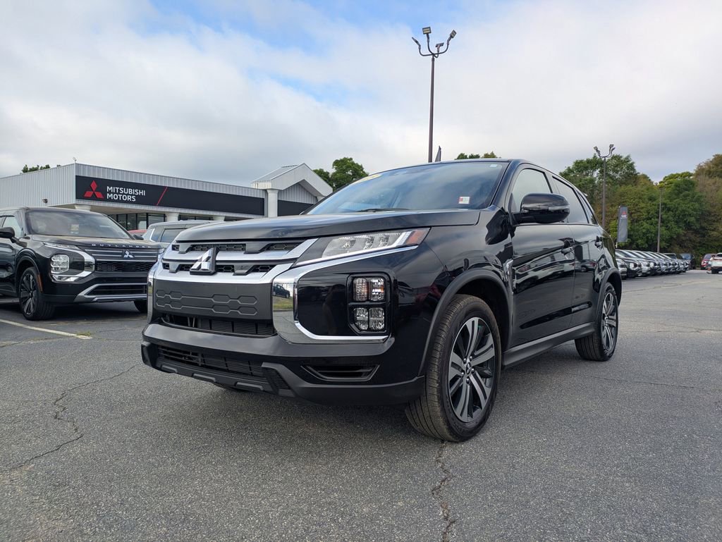 Used 2025 Mitsubishi Outlander Sport AWD image 7