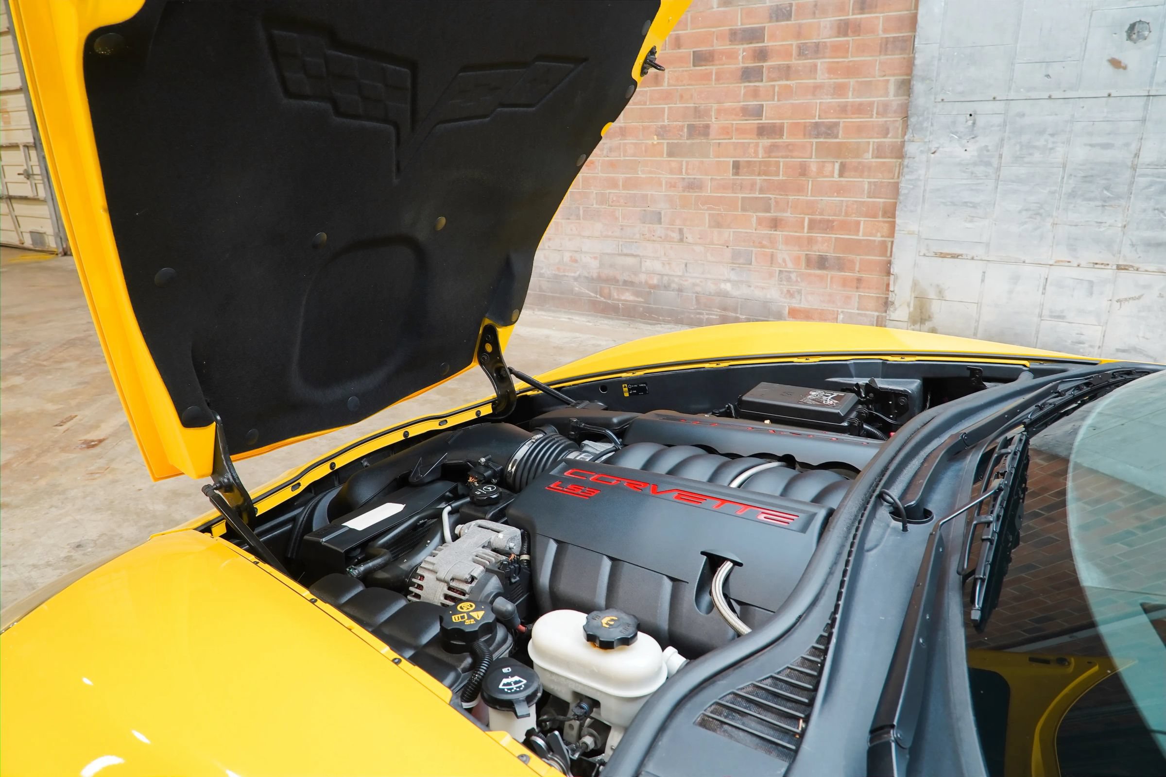 Used 2013 Chevrolet Corvette Grand Sport w/ 3LT Preferred Equipment Group RWD image 24