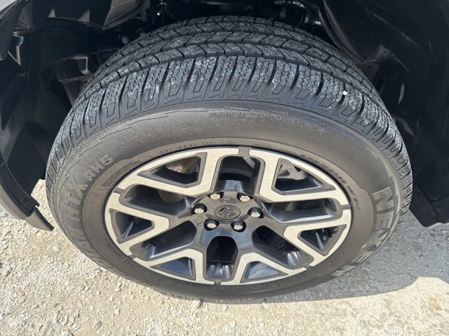 Used 2025 RAM 1500 Laramie image 14