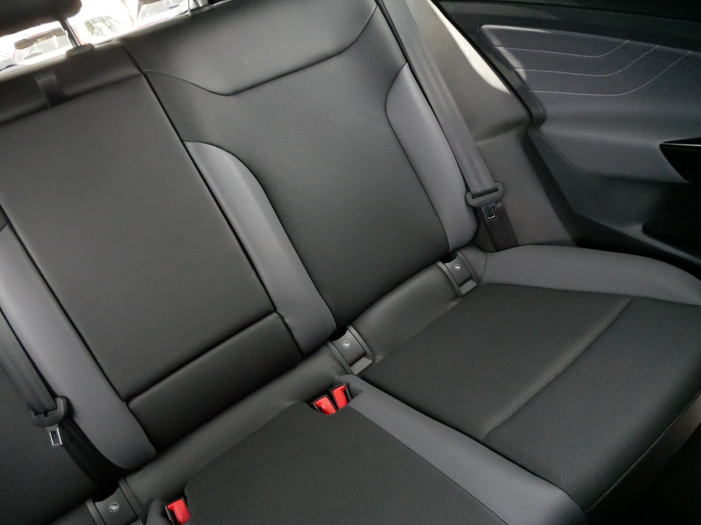 Certified 2023 Volkswagen ID.4 Pro S AWD/4WD image 14