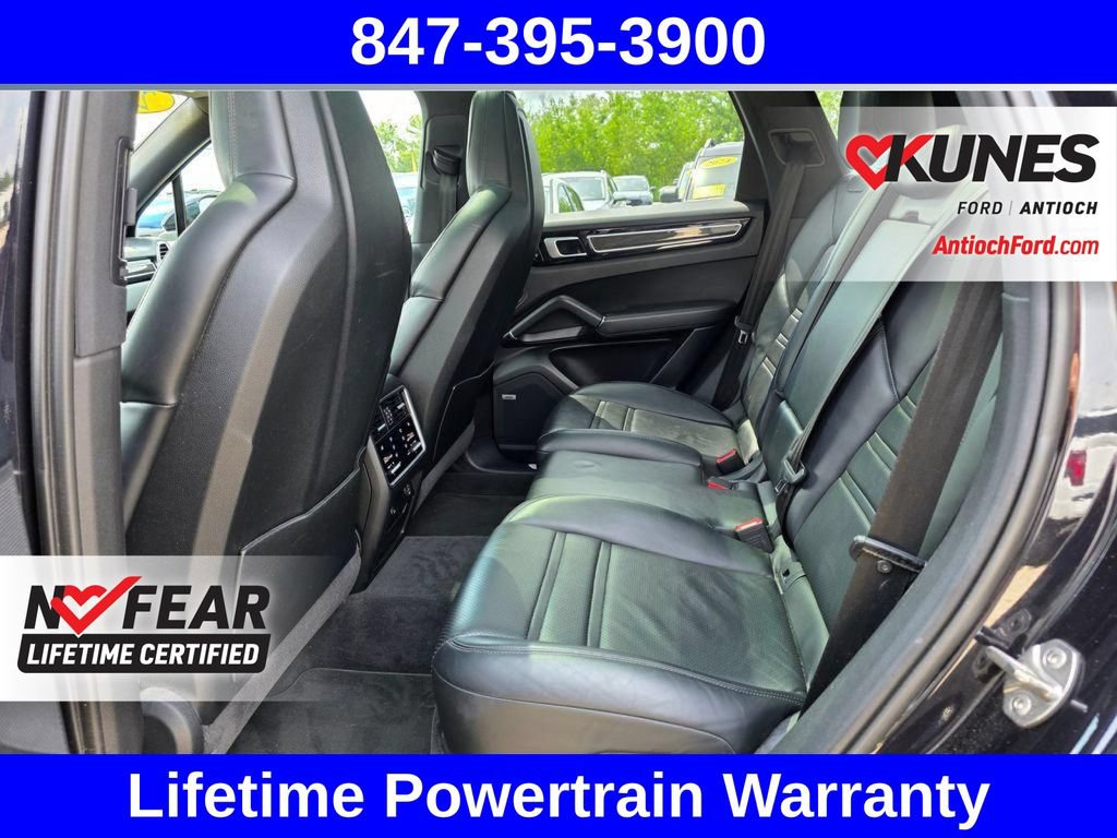 Used 2019 Porsche Cayenne S AWD/4WD image 26