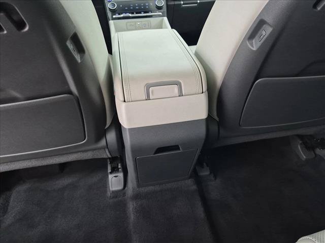 Used 2026 Hyundai Santa Fe SEL FWD image 18
