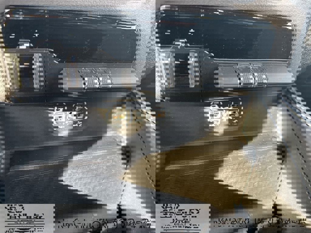 Used 2023 RAM 1500 Big Horn AWD/4WD image 31