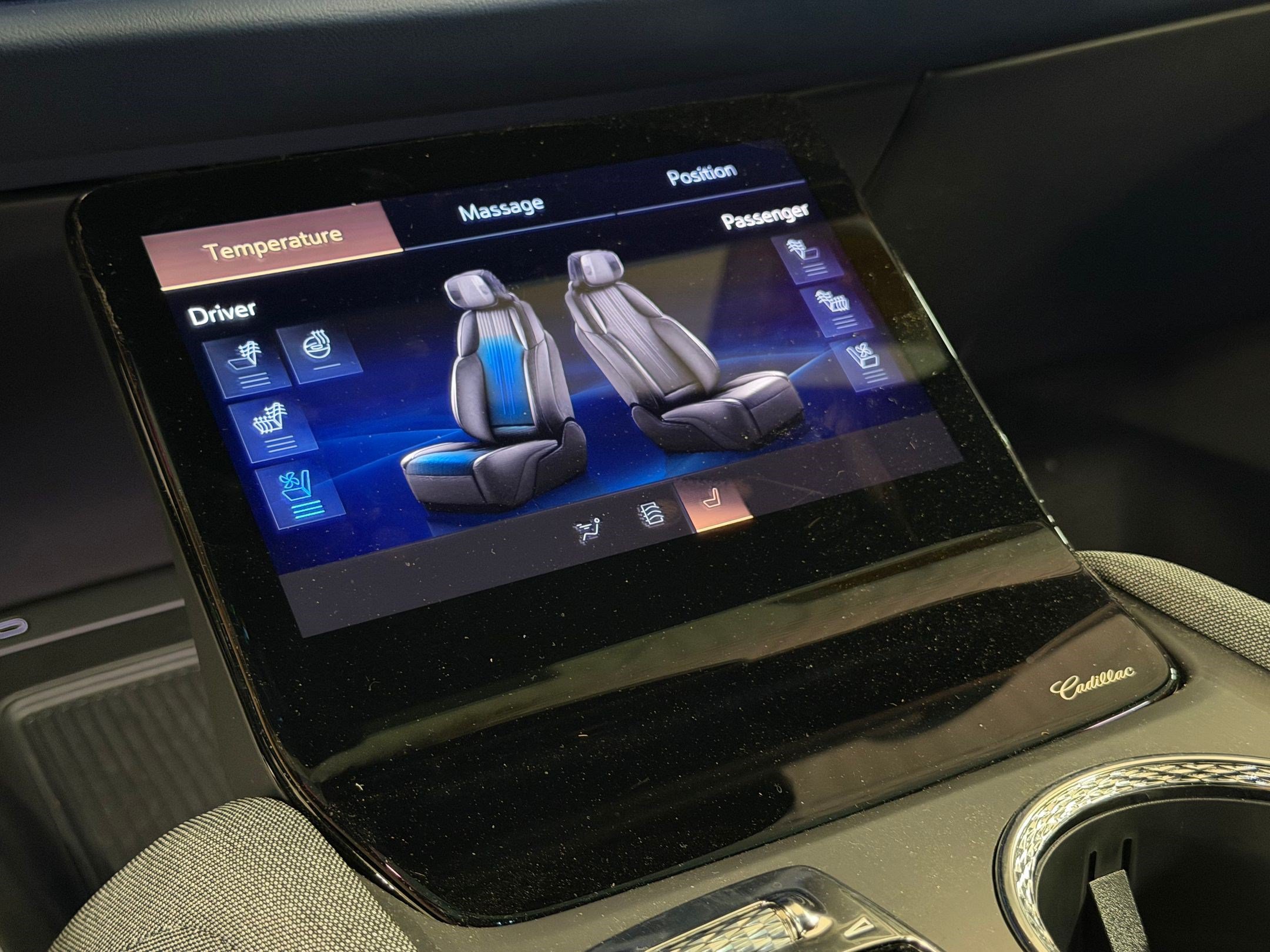 New 2026 Cadillac Vistiq Premium Luxury w/ LPO, Floor Liner Package AWD/4WD image 40