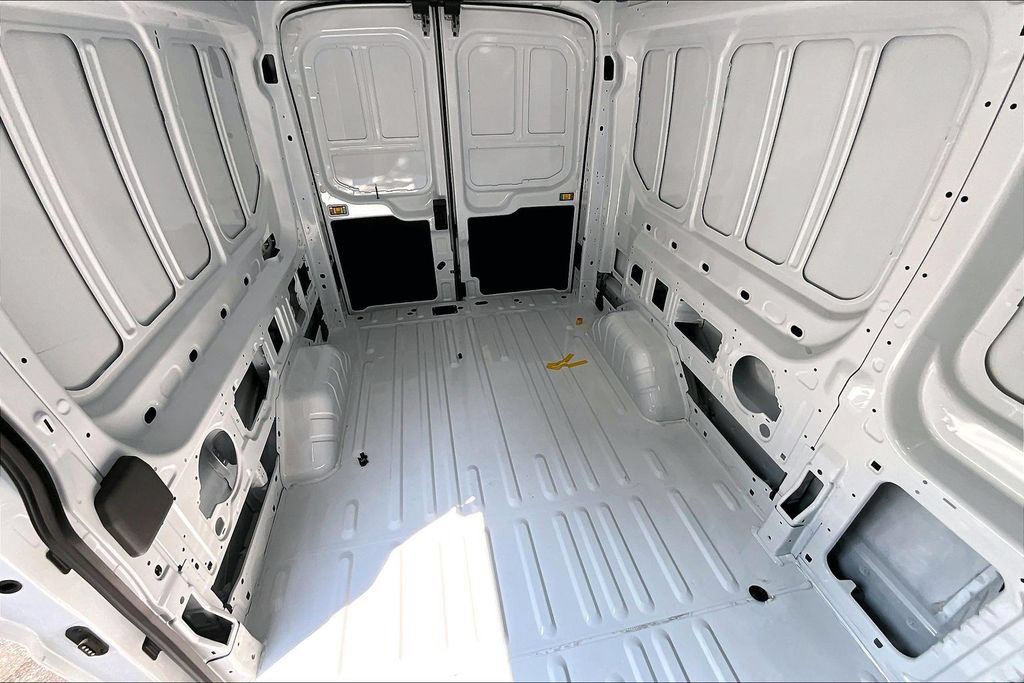 New 2026 Ford Transit 350 148 Medium Roof RWD image 10